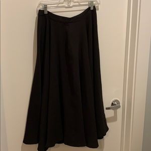 The perfect midi skirt!